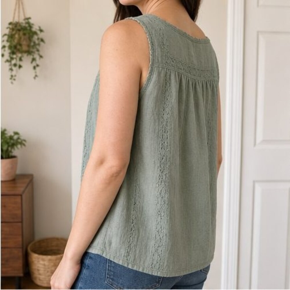 Sage Smocked Top - Picture 3 of 6